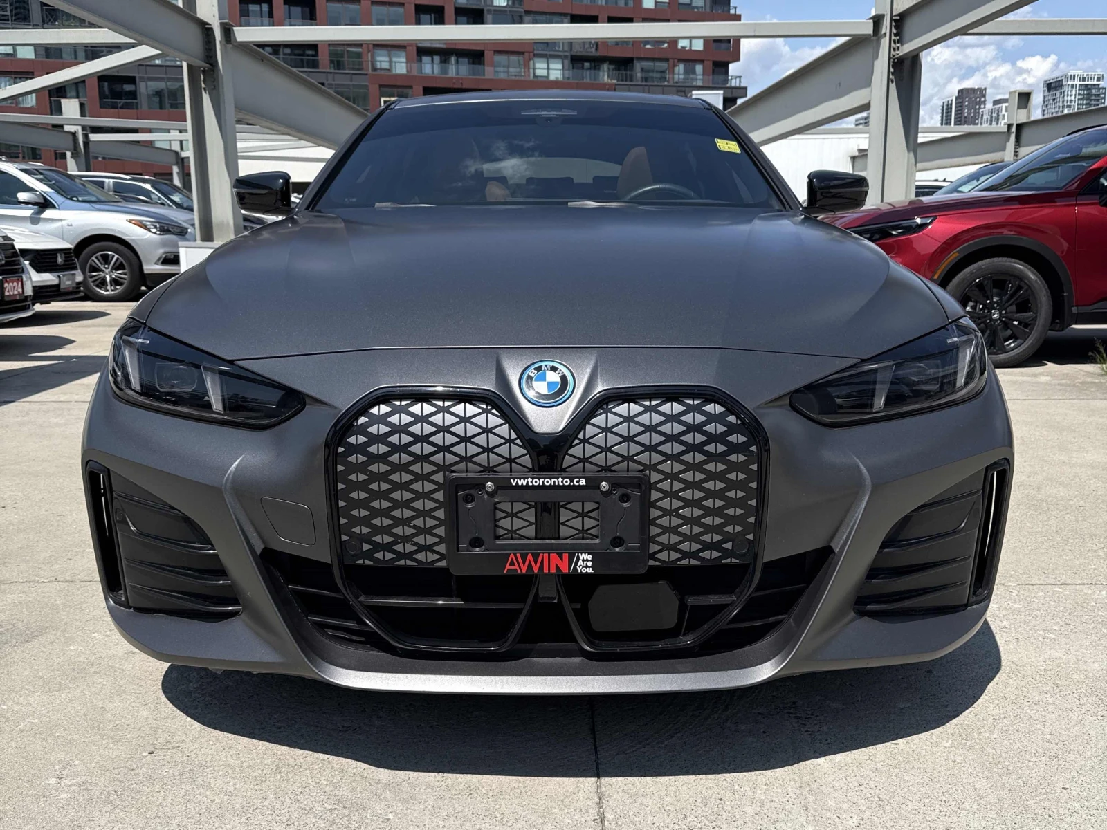 BMW i4, снимка 6 - Автомобили и джипове - 55688929