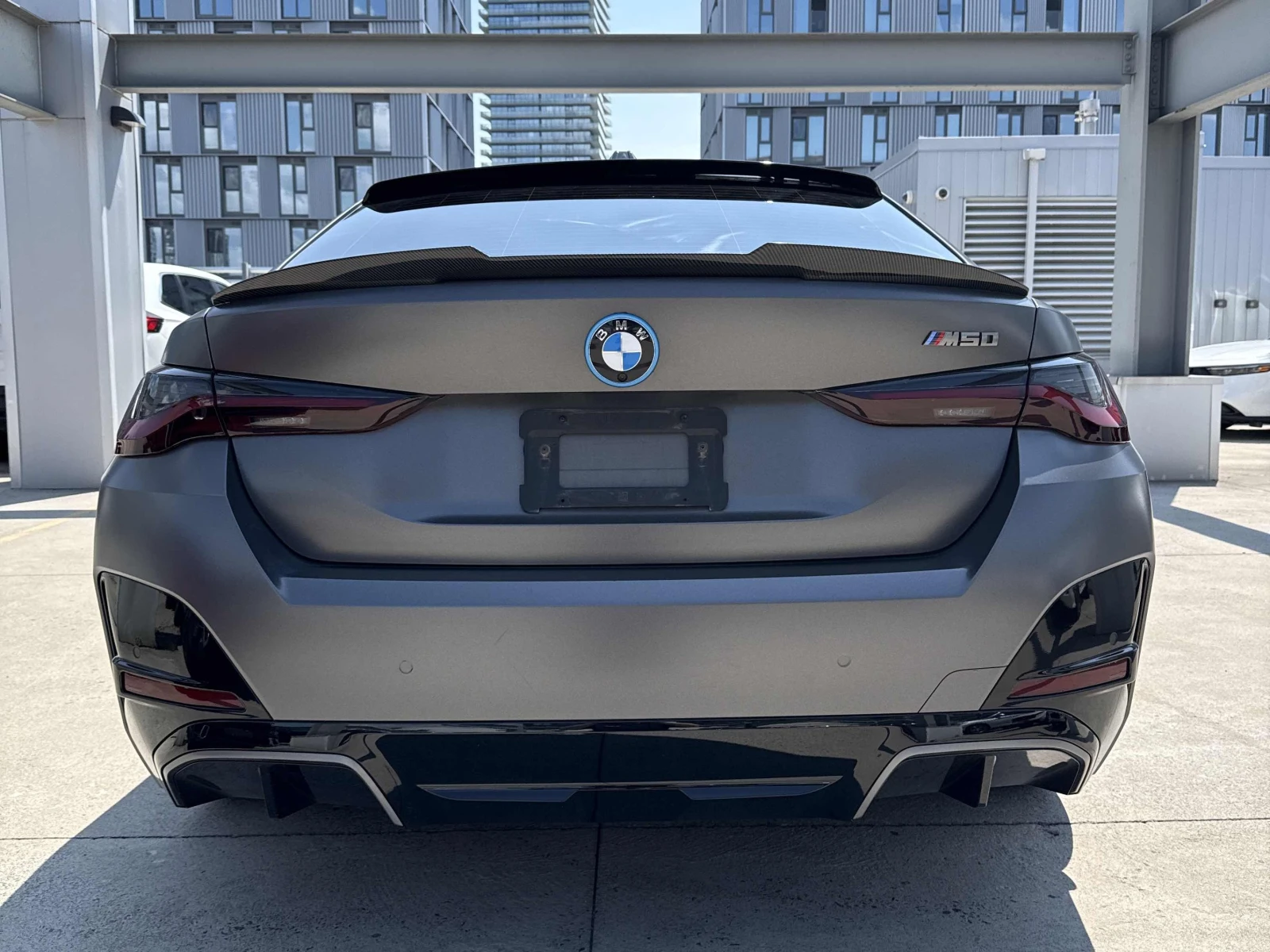 BMW i4, снимка 4 - Автомобили и джипове - 55688929