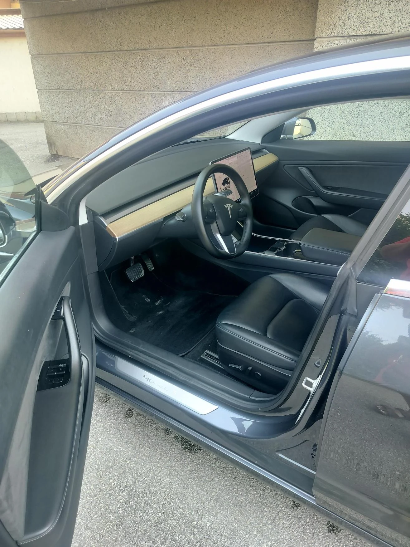 Tesla Model 3, снимка 5 - Автомобили и джипове - 56060330