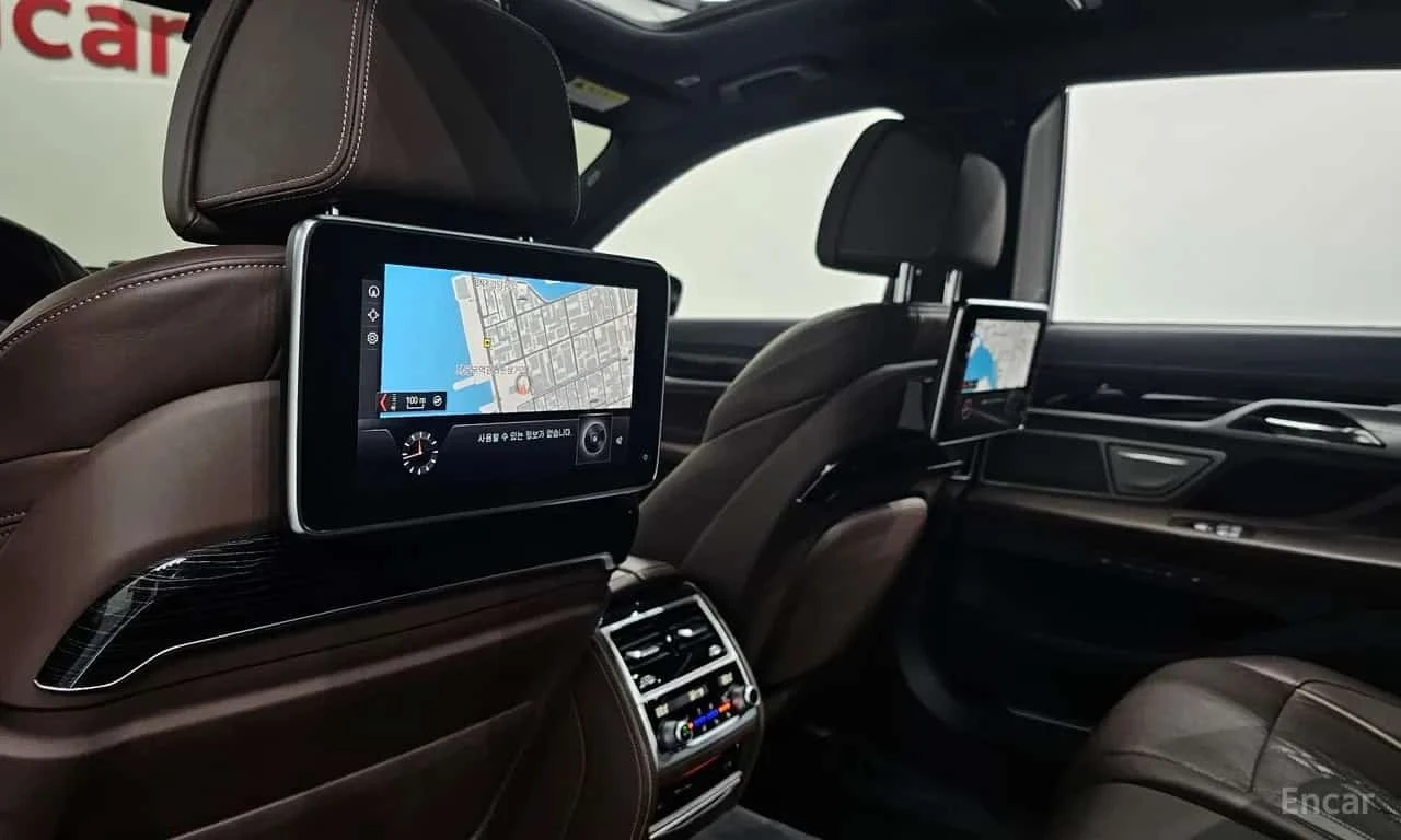 BMW 730 * 730Ld xDrive M Sport* АВТОКРЕДИТ * , снимка 17 - Автомобили и джипове - 56180233