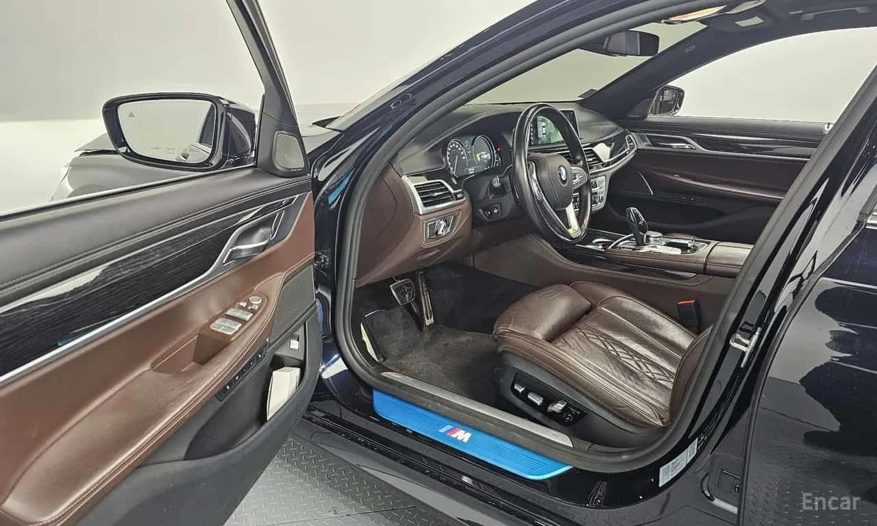 BMW 730 * 730Ld xDrive M Sport* АВТОКРЕДИТ * , снимка 10 - Автомобили и джипове - 56180233