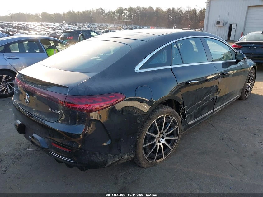 Mercedes-Benz EQS 580 4Matic, снимка 4 - Автомобили и джипове - 56217977