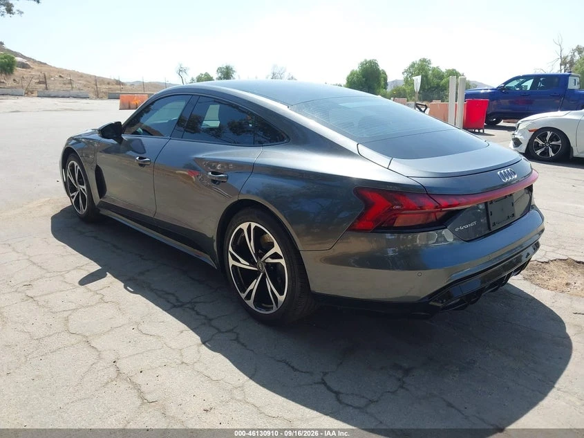 Audi E-Tron GT Premium Plus Quattro, снимка 9 - Автомобили и джипове - 56565037