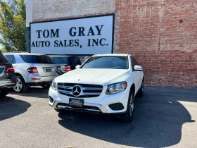  Mercedes-Benz GLC 30...