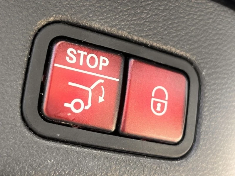 Mercedes-Benz ML 350 Дизел* Harman* 360Cam* 4Matic* Подгрев* Обдух, снимка 7 - Автомобили и джипове - 52317847