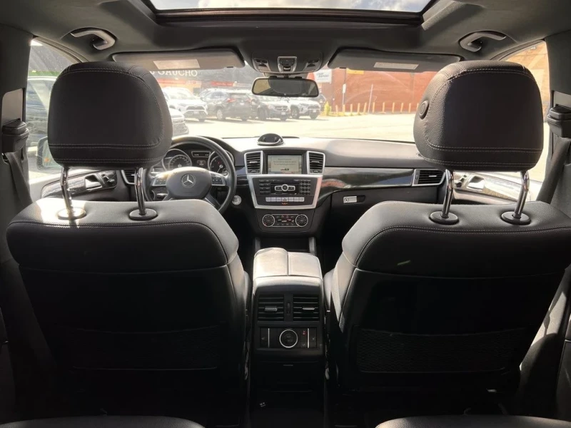 Mercedes-Benz ML 350 Дизел* Harman* 360Cam* 4Matic* Подгрев* Обдух, снимка 8 - Автомобили и джипове - 52317847