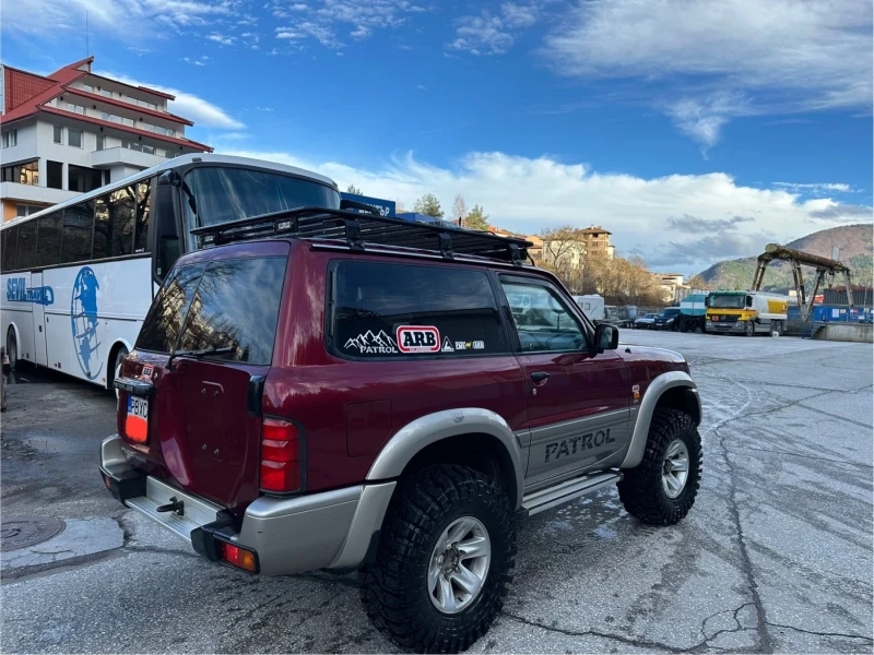 Nissan Patrol, снимка 3 - Автомобили и джипове - 52112060