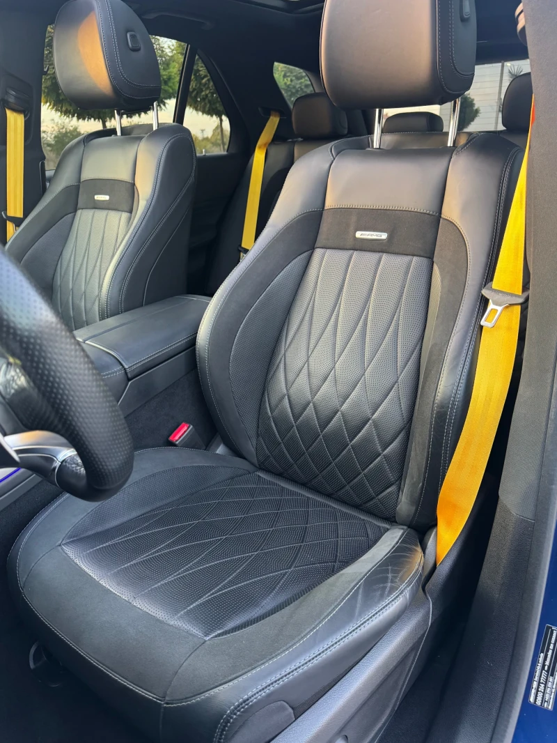 Mercedes-Benz GLE 53 4MATIC AMG/63 AMG OPTIC/PANORAMA/BURMESTER/DISTRONIC/360, снимка 8 - Автомобили и джипове - 52190021