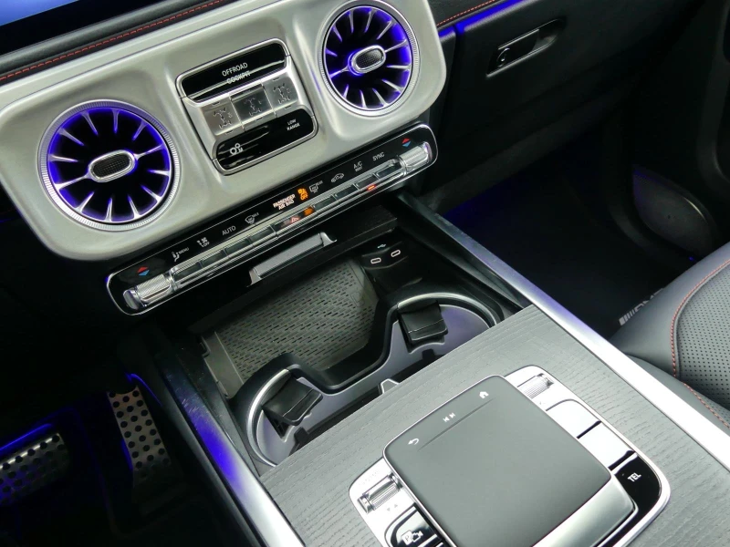 Mercedes-Benz G 450 d = AMG Line = Exclusive Гаранция, снимка 8 - Автомобили и джипове - 52495993