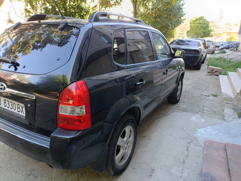 Hyundai Tucson, снимка 4 - Автомобили и джипове - 52922555