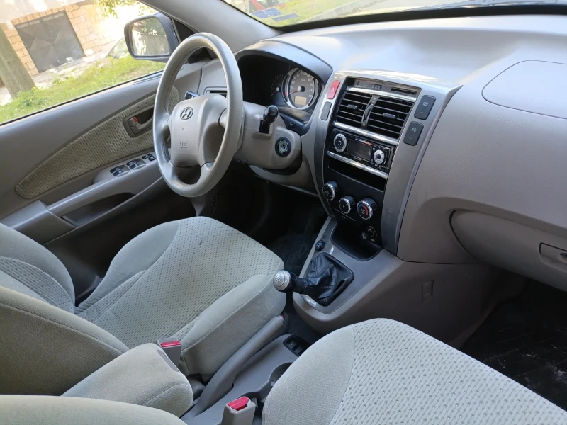 Hyundai Tucson, снимка 5 - Автомобили и джипове - 52922555