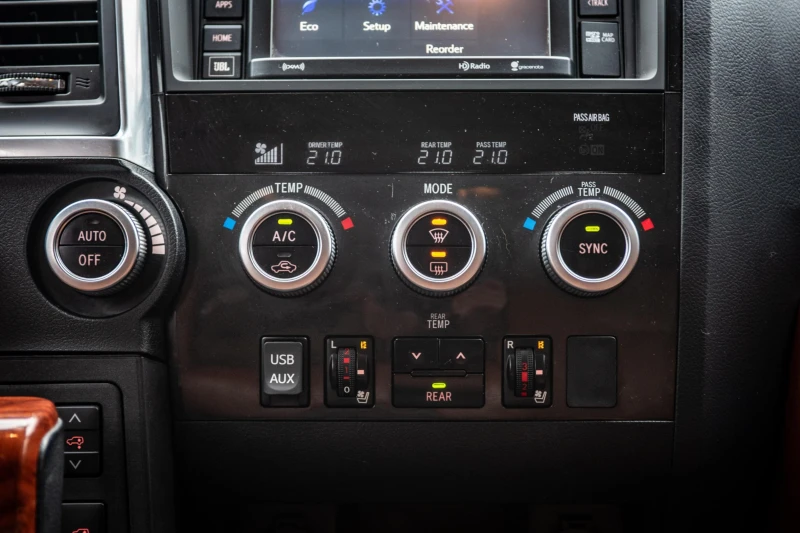 Toyota Sequoia С РЕГИСТРАЦИЯ & АВТО КРЕДИТ, снимка 13 - Автомобили и джипове - 53561987