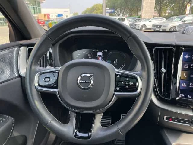 Volvo XC60 T8 RDesign 21, снимка 8 - Автомобили и джипове - 48407191