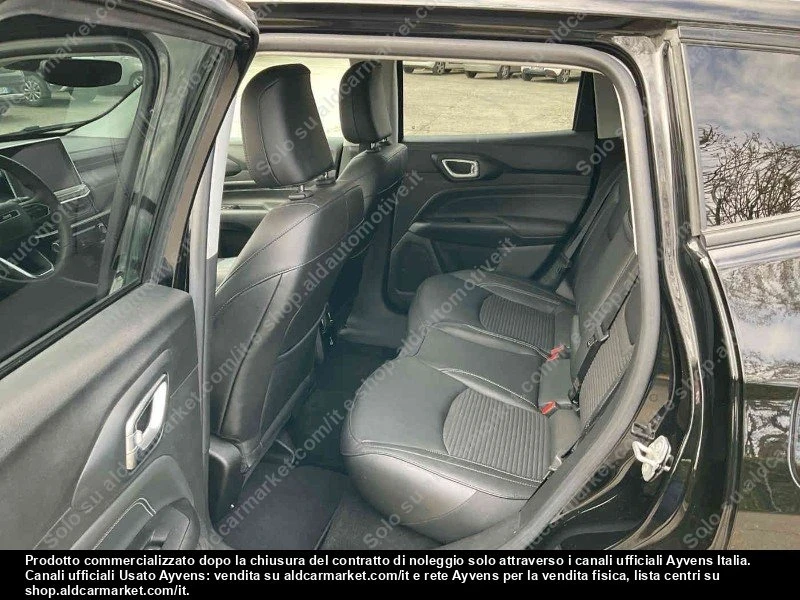 Jeep Compass 4x3 1.3 Hybrid  - изображение 6