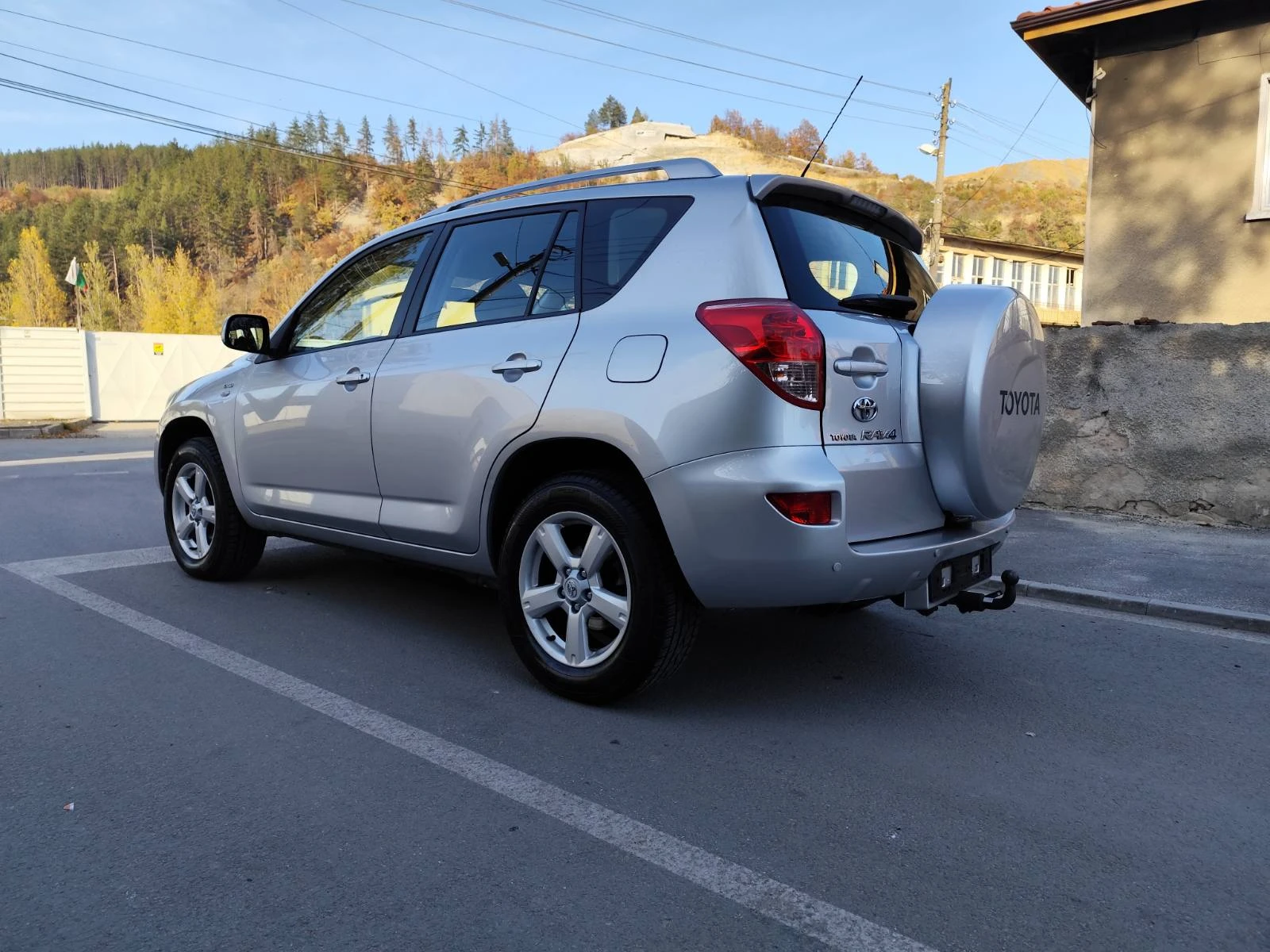 Toyota Rav4 2.2 D4D - изображение 5