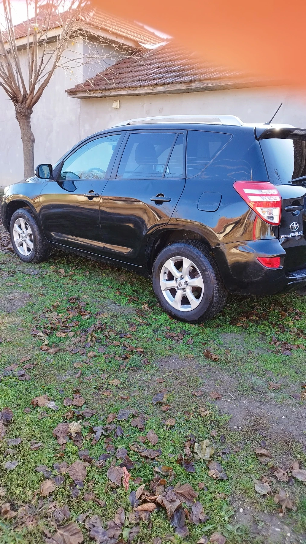 Toyota Rav4 2.2 D4D FACELIFT - изображение 2