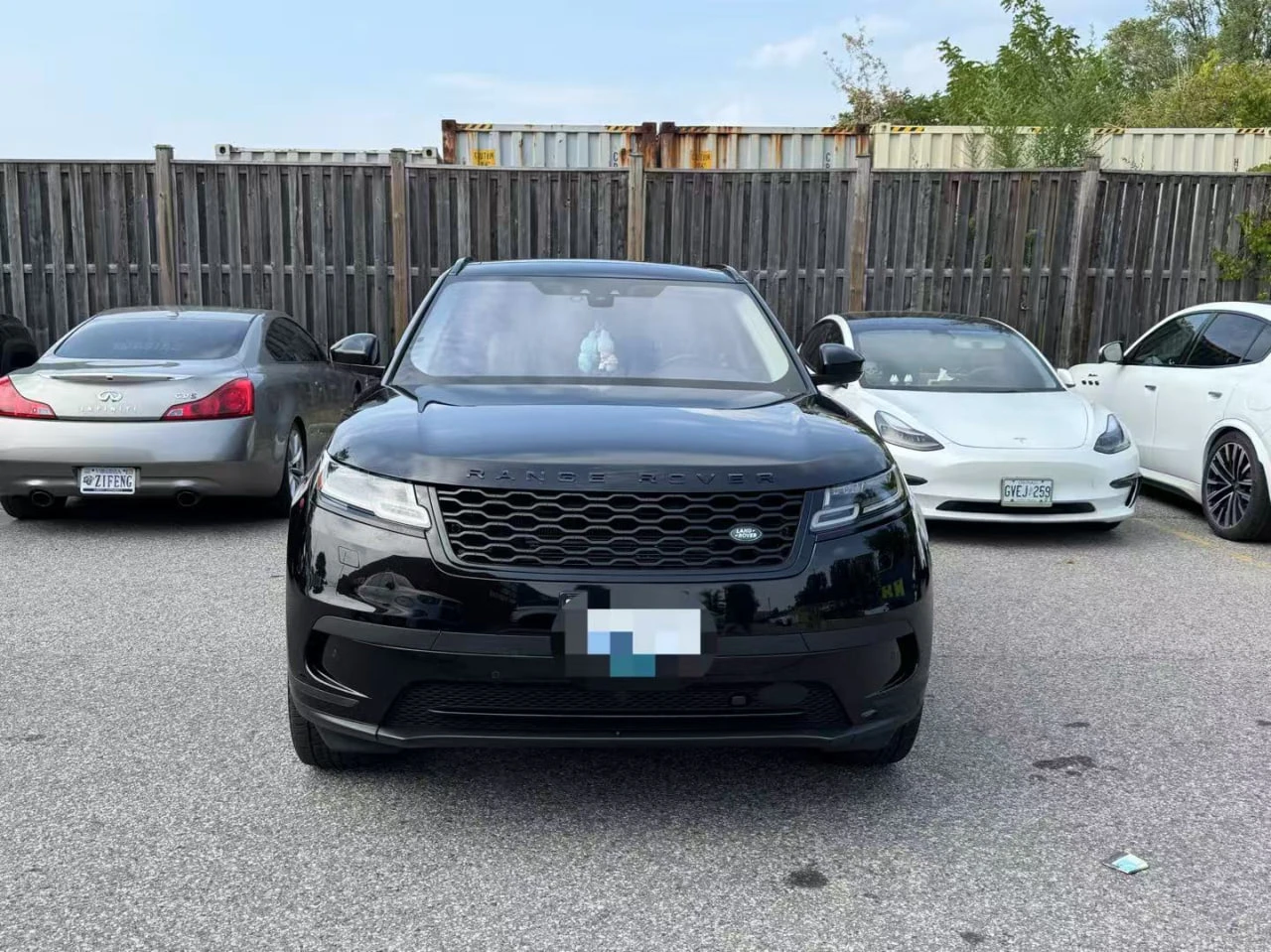 Land Rover Range Rover Velar * CARFAX * АВТО КРЕДИТ * ЦЕНА ДО БГ! - изображение 4