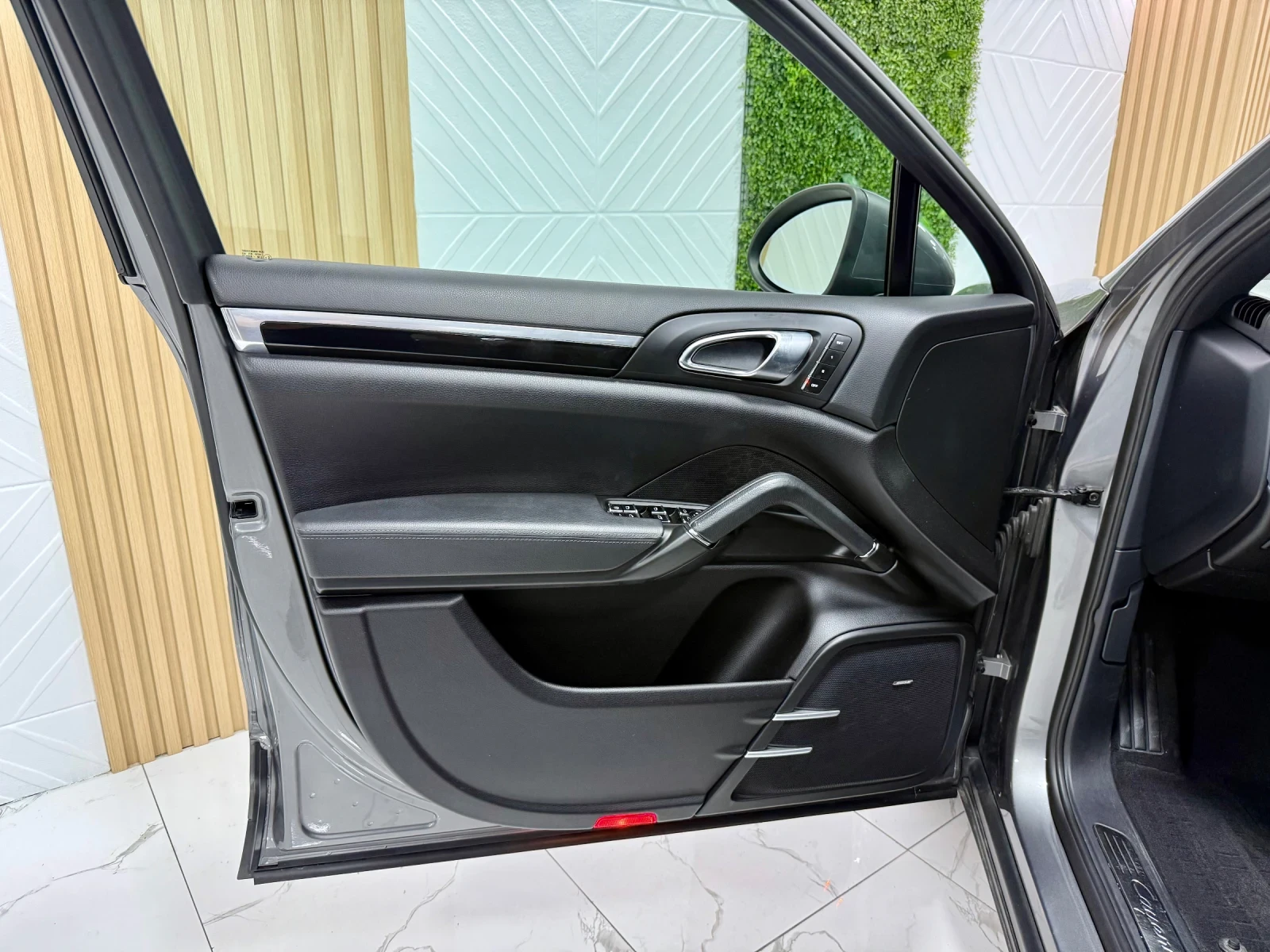 Porsche Cayenne S 4.8 /  | Mobile.bg   11