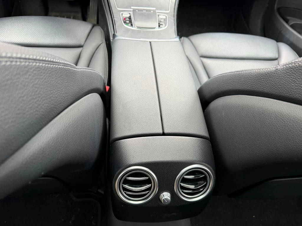 Mercedes-Benz GLC 300 * CARFAX * БЕЗ ПЪРВОНАЧАЛНА ВНОСКА - изображение 8