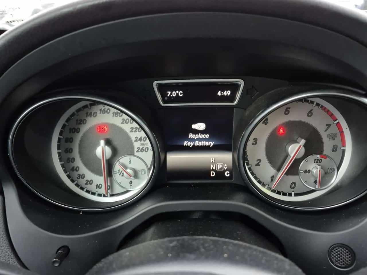 Mercedes-Benz GLA 250  CARFAX /Кожа/Подгрев/Навигация - изображение 8