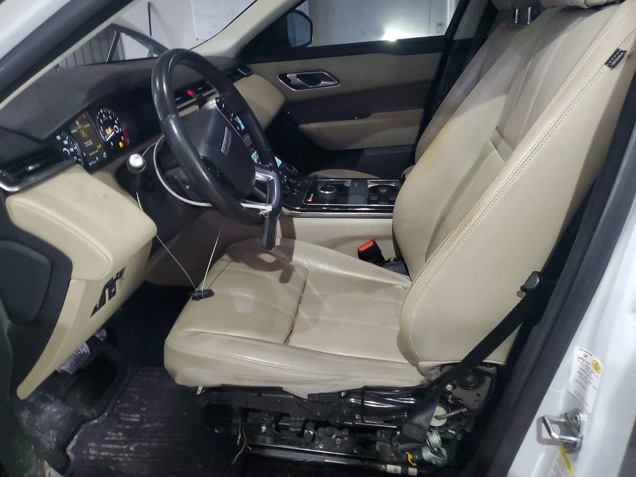 Land Rover Range Rover Velar S, снимка 5 - Автомобили и джипове - 54067838