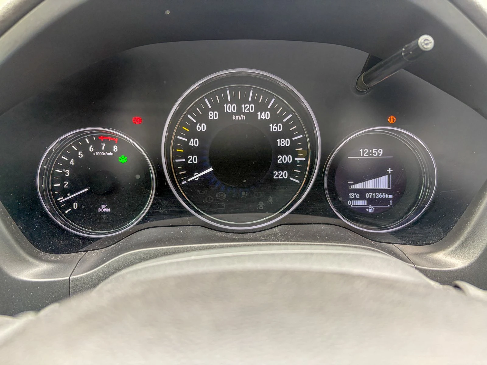 Honda Hr-v 1.5I-VTEC-ELEGANCE-БЕНЗИН-EU6, снимка 7 - Автомобили и джипове - 54285626