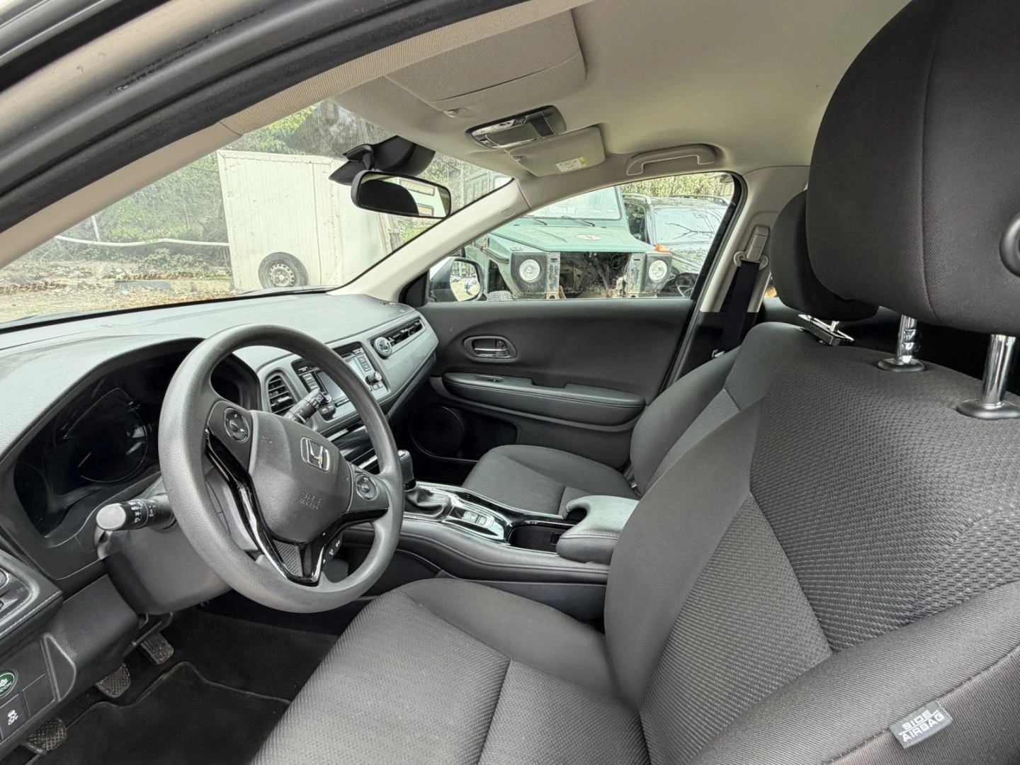 Honda Hr-v 1.5I-VTEC-ELEGANCE-БЕНЗИН-EU6, снимка 11 - Автомобили и джипове - 54285626