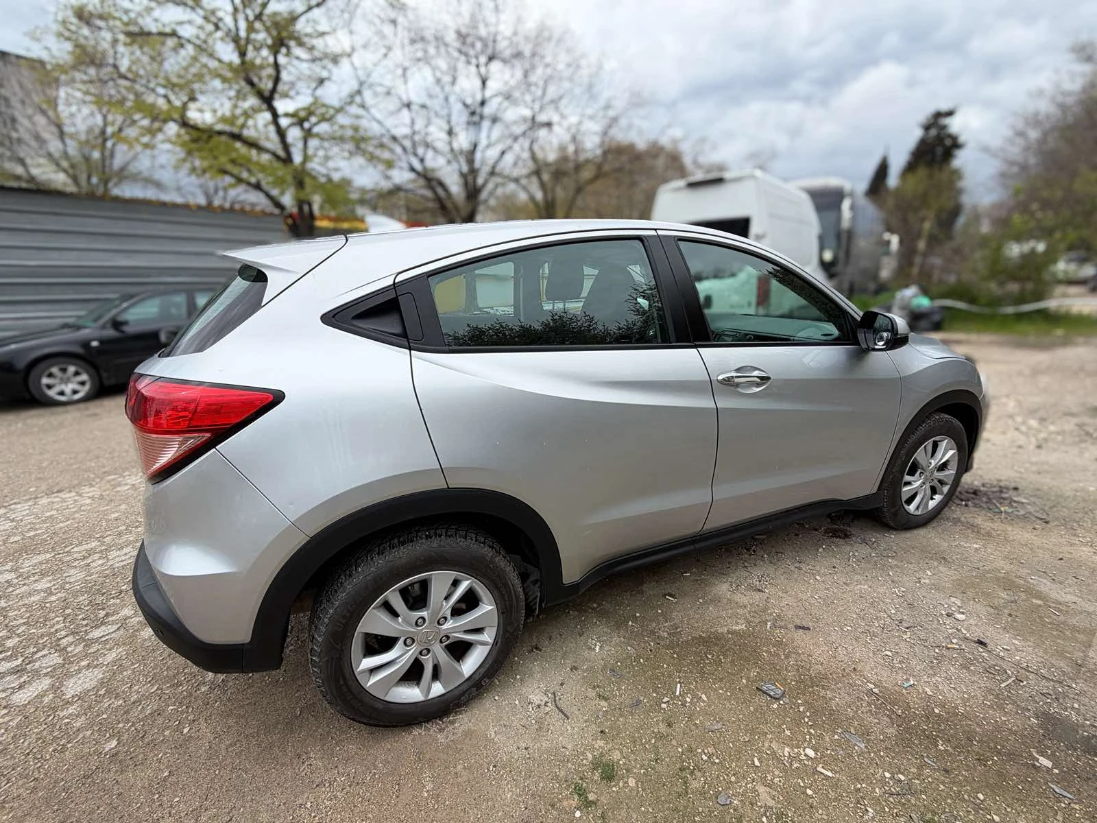 Honda Hr-v 1.5I-VTEC-ELEGANCE-БЕНЗИН-EU6, снимка 4 - Автомобили и джипове - 54285626