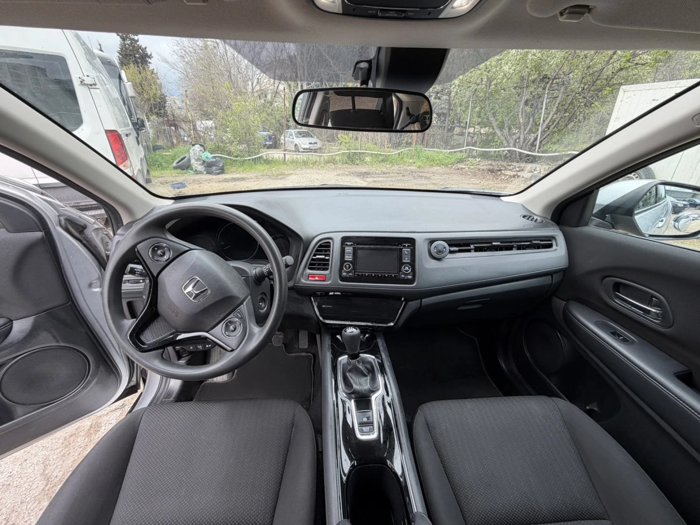 Honda Hr-v 1.5I-VTEC-ELEGANCE-БЕНЗИН-EU6, снимка 13 - Автомобили и джипове - 54285626