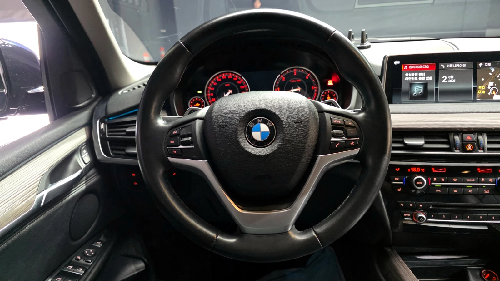 BMW X5 3.0 30d xDrive, снимка 12 - Автомобили и джипове - 54781293