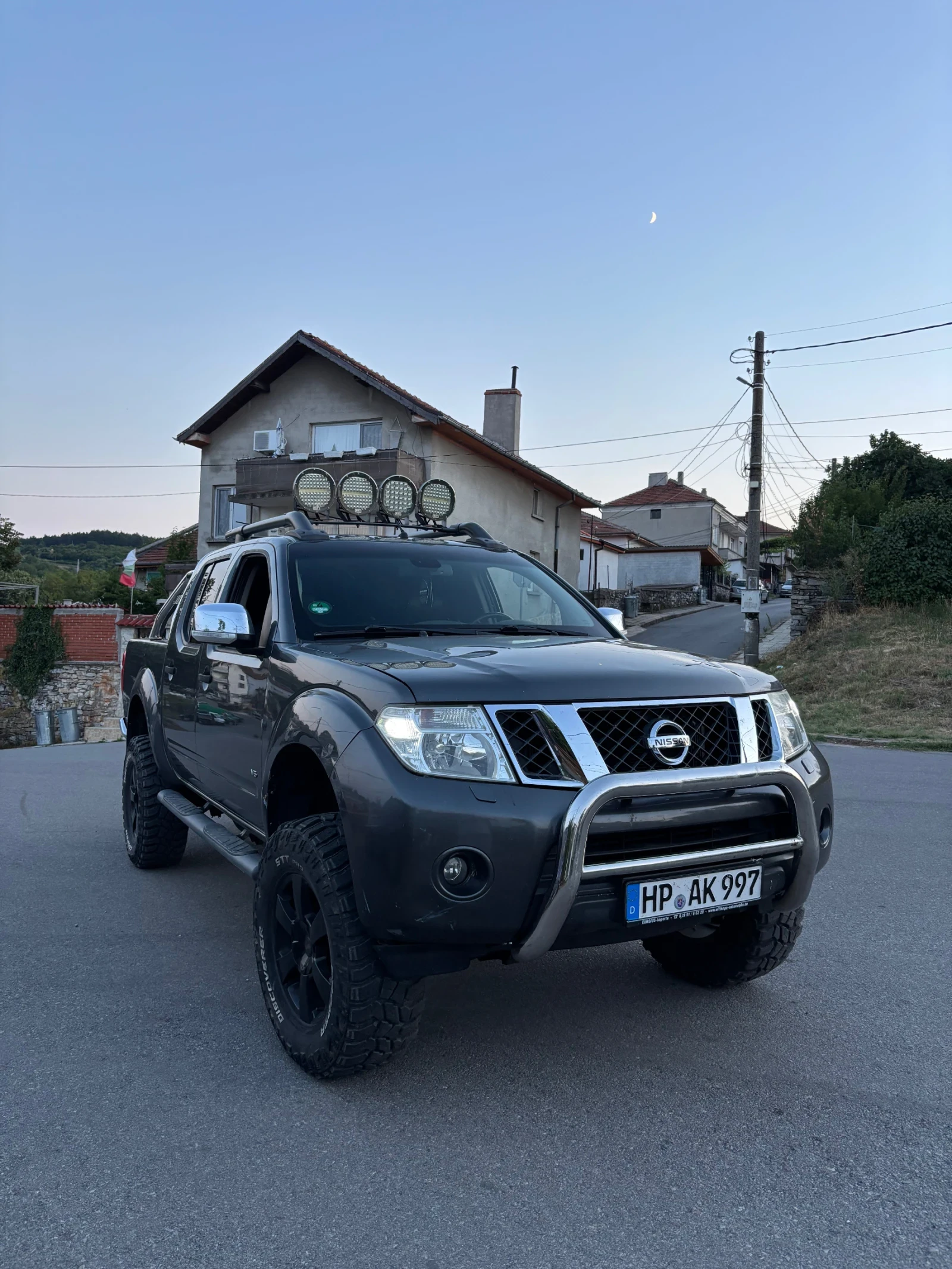 Nissan Navara M57, снимка 2 - Автомобили и джипове - 55343479
