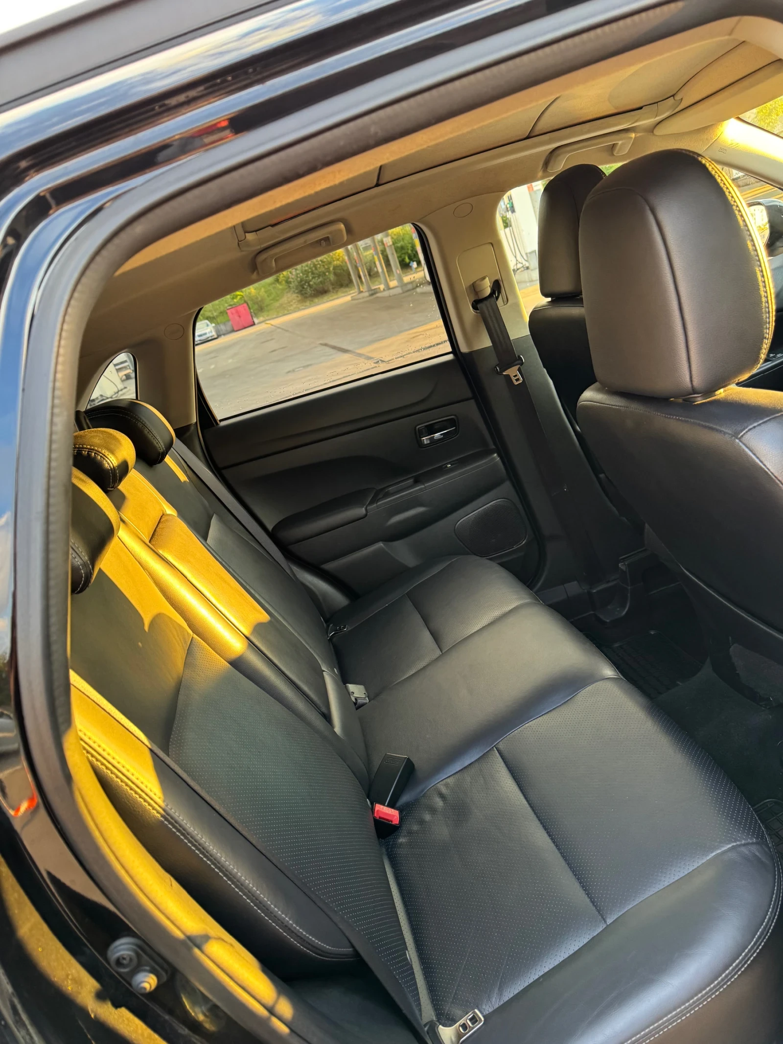 Mitsubishi ASX Лек автомобил, снимка 11 - Автомобили и джипове - 55354333