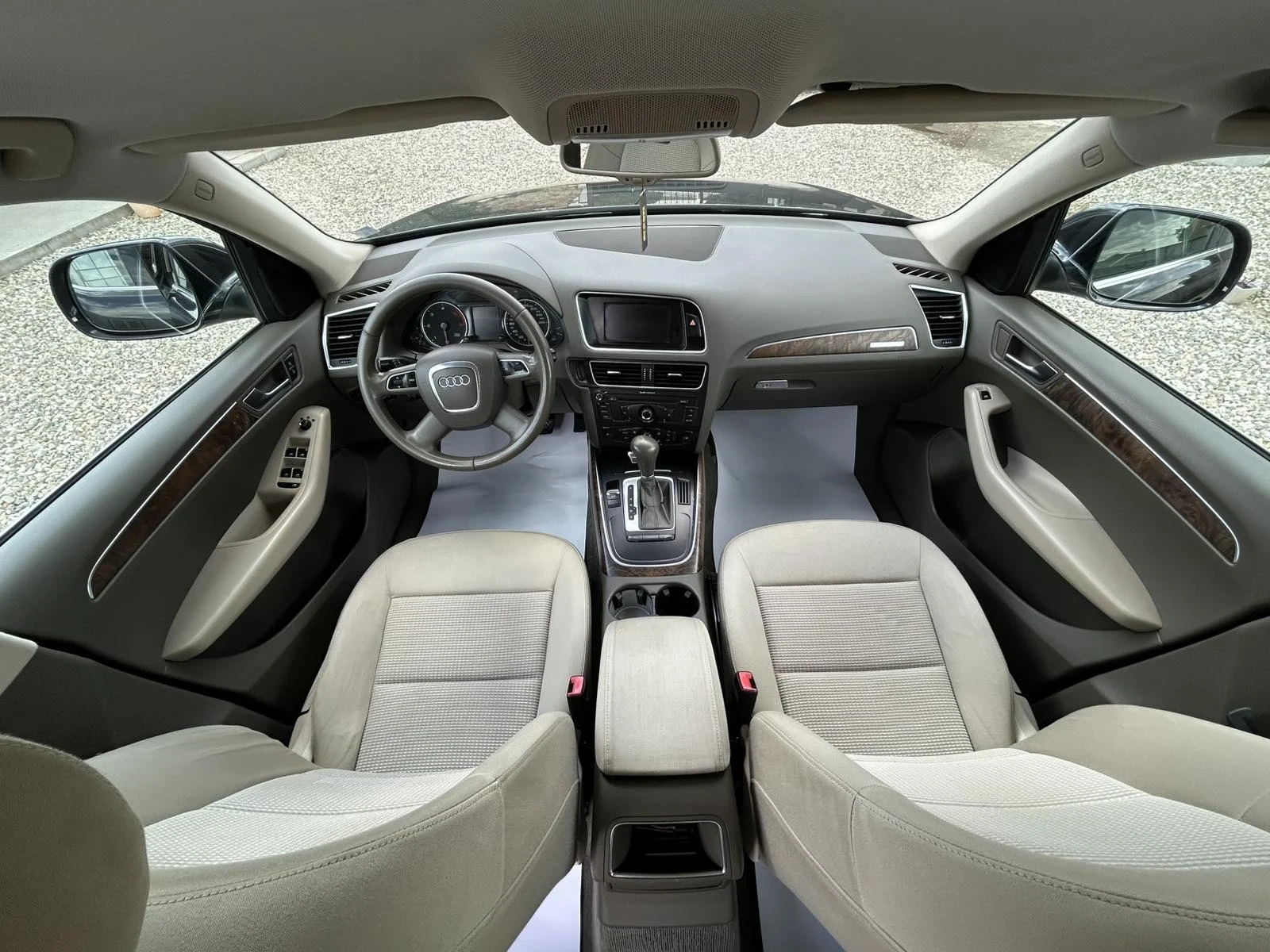 Audi Q5, снимка 7 - Автомобили и джипове - 55711049