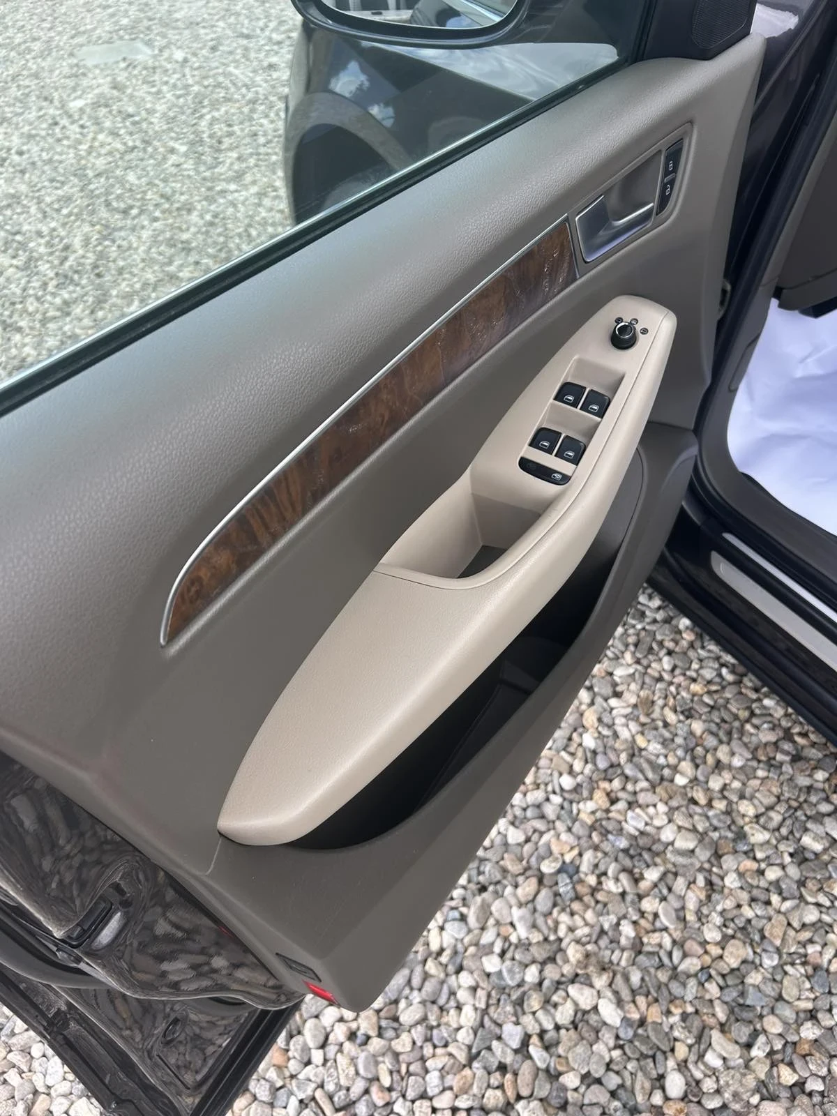 Audi Q5, снимка 9 - Автомобили и джипове - 55711049