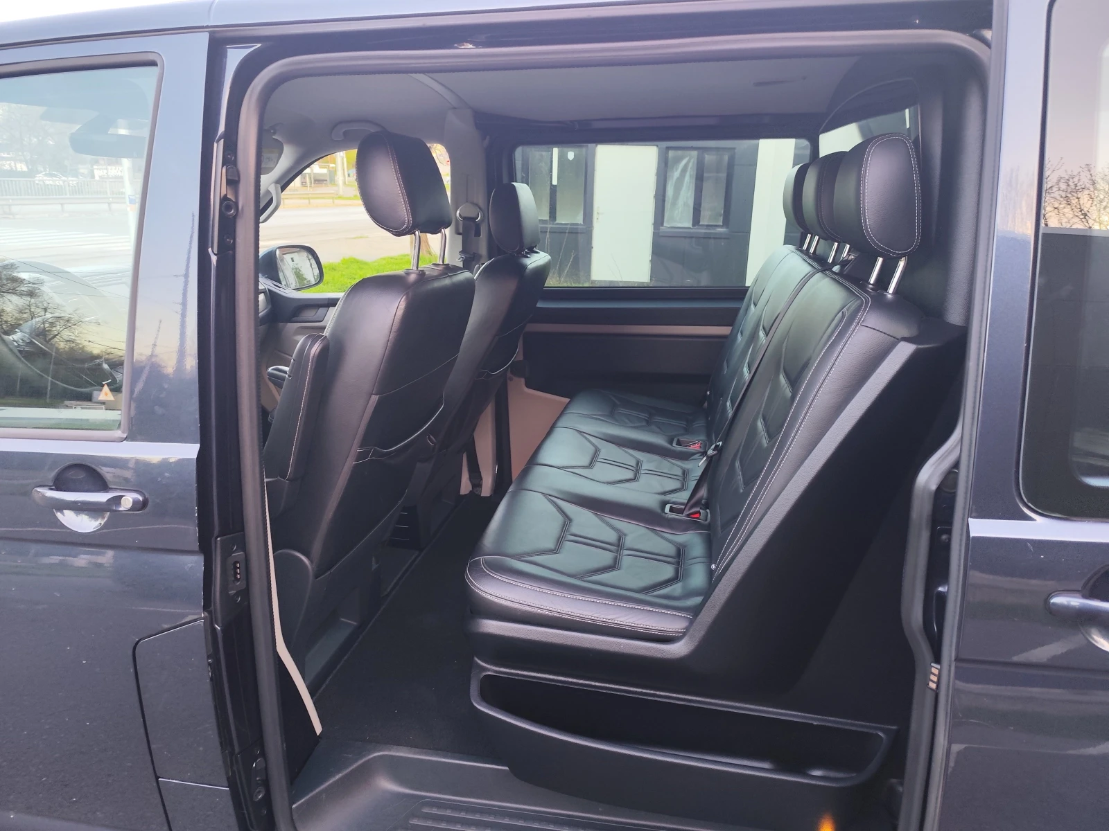 VW Multivan 2.0 - изображение 9
