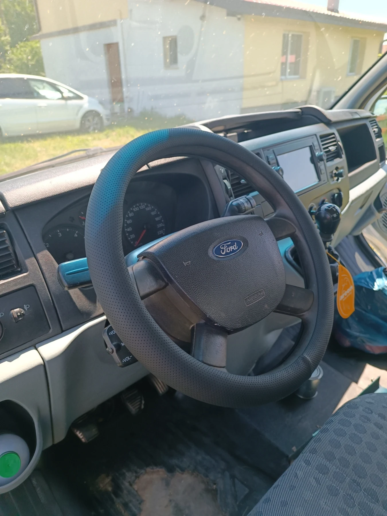Ford Transit Тристранен самосвал 2.4 115 6 скорости , снимка 8 - Бусове и автобуси - 54685053