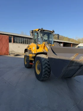 Челен товарач Volvo L45H  | Auto.bg — изображение 2