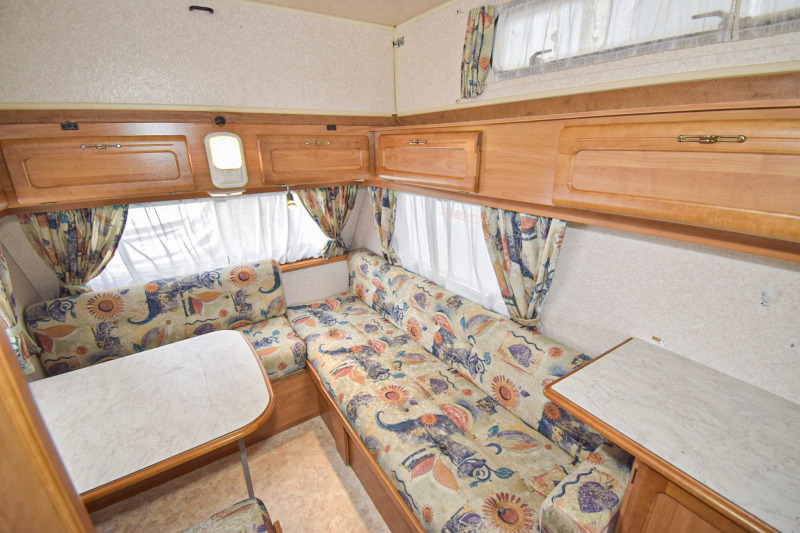 Каравана Adria /Fleurette Tamaris 31/750 кг/форселт, снимка 7 - Каравани и кемпери - 46206184