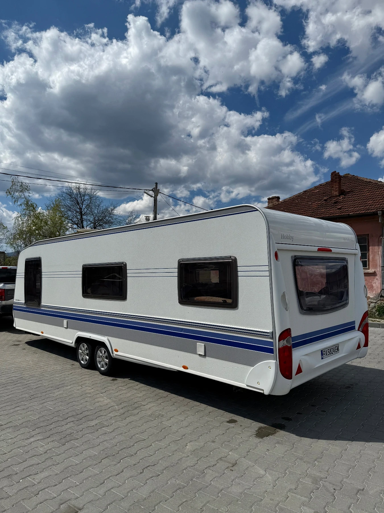 Каравана Hobby Prestige 720 /НОВ ВНОС/ ГОЛЯМ ХЛАДИЛНИК/ БАНЯ И WC - изображение 4