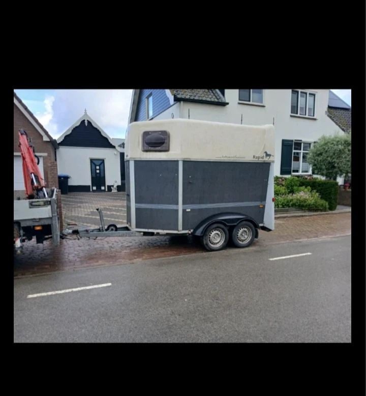 За автомобил Други ХУМБАУР ХП 2003