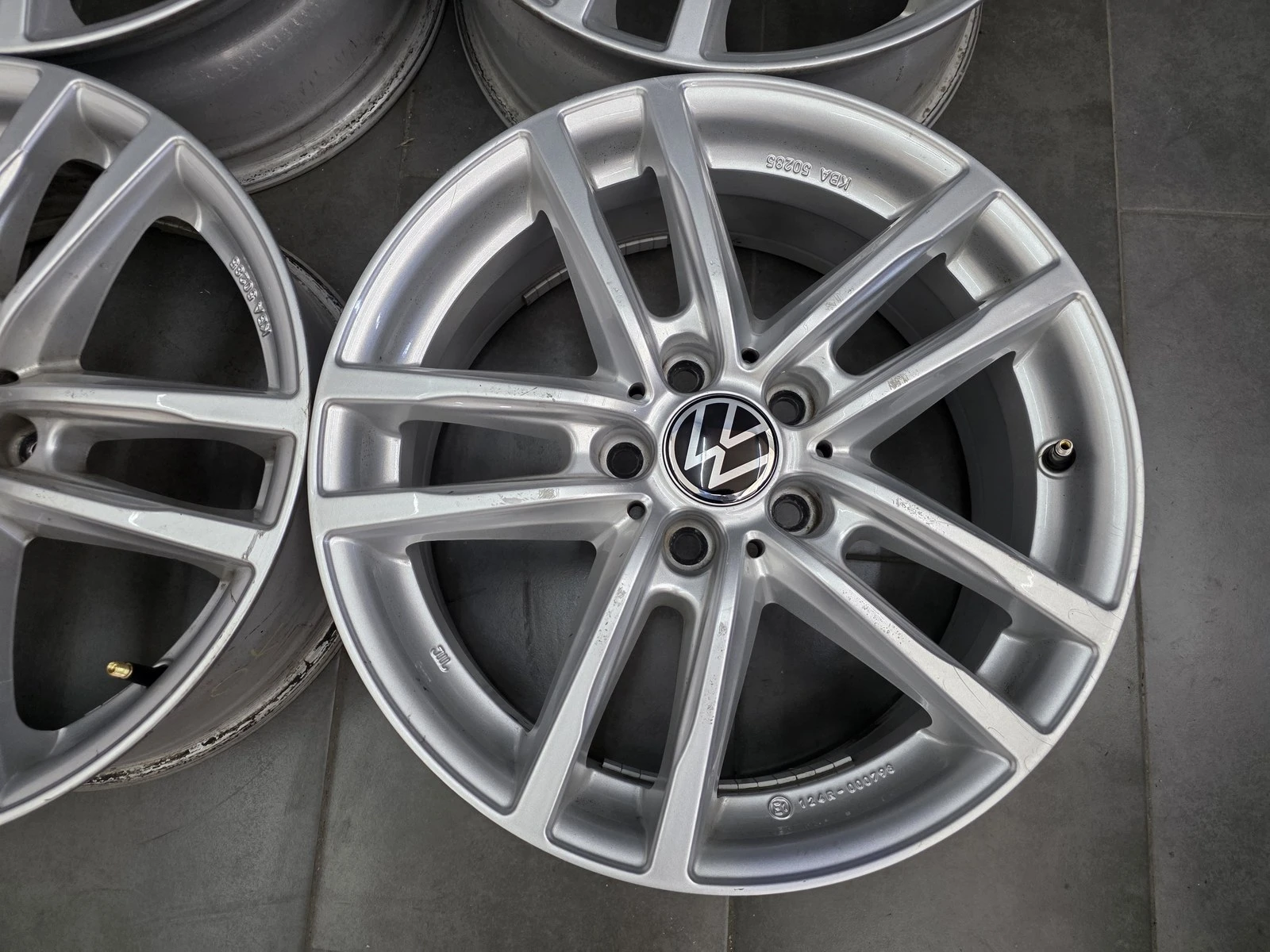 Джанти за VW, снимка 8 - Гуми и джанти - 56688237