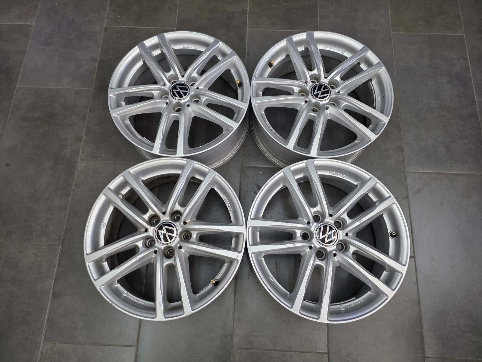 Джанти за VW, снимка 3 - Гуми и джанти - 56688237