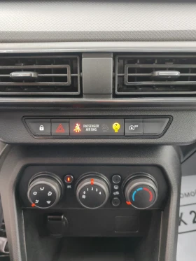 Dacia Sandero 1.0, 66к.с. , снимка 11