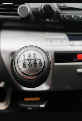 Honda Fr-v, снимка 14