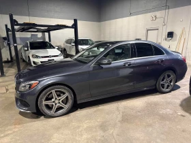 Mercedes-Benz C 300 ПАНОРАМА * ПОДГРЕВИ * CARFAX * АВТО КРЕДИТ * , снимка 2