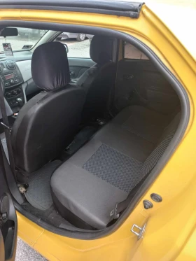 Dacia Logan 1.2 16v Газ, снимка 8