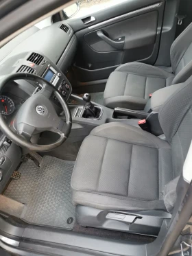 VW Golf 1.9 tdi 90к 6 скорости , снимка 9