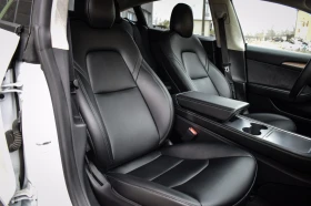 Tesla Model 3 - 55000 лв. / 28121.05 € - 23311906 6