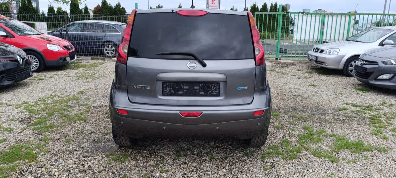 Nissan Note, снимка 8 - Автомобили и джипове - 47434313