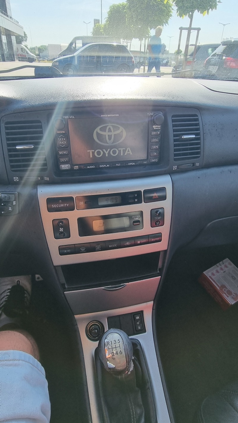 Toyota Corolla 1.8 T Sport/192 к.с., снимка 5 - Автомобили и джипове - 46423300